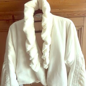 Layneau collection cream bed jacket. New!